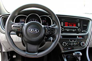 Седан Kia Optima 2014 в 