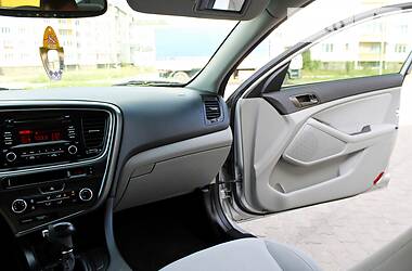 Седан Kia Optima 2014 в 