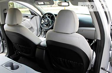 Седан Kia Optima 2014 в 