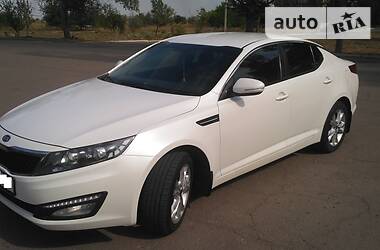 Седан Kia Optima 2012 в Дружковке