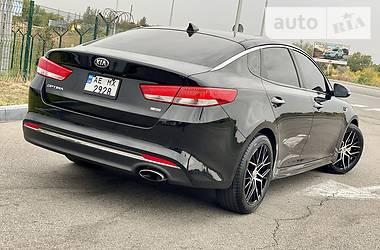 Седан Kia Optima 2015 в Дніпрі