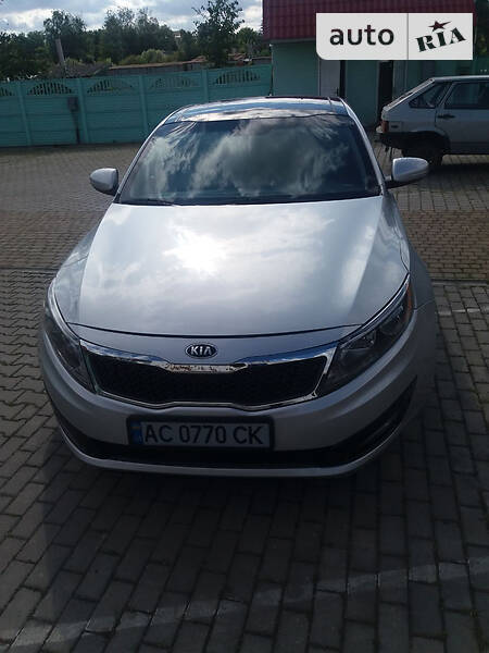Седан Kia Optima 2013 в Луцьку