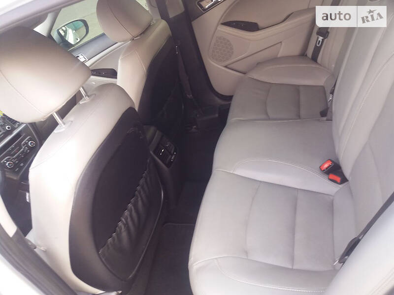 Седан Kia Optima 2013 в Луцьку