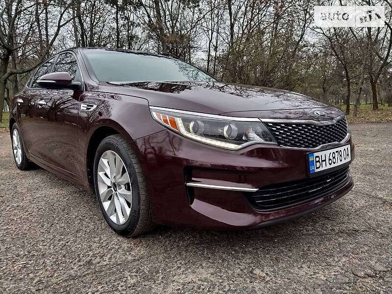 Седан Kia Optima 2016 в Одессе