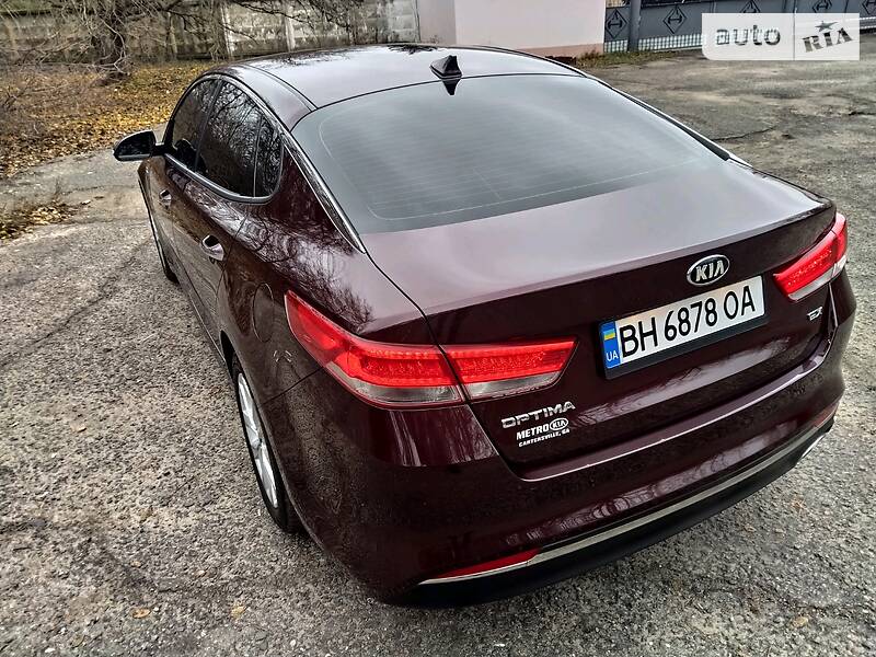 Седан Kia Optima 2016 в Одессе