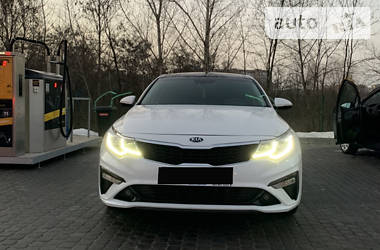 Седан Kia Optima 2018 в Кам'янському