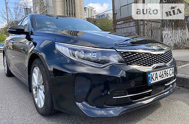 Седан Kia Optima 2017 в Киеве