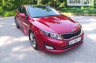 Седан Kia Optima 2014 в Запорожье