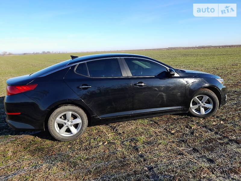 Седан Kia Optima 2015 в Токмаке