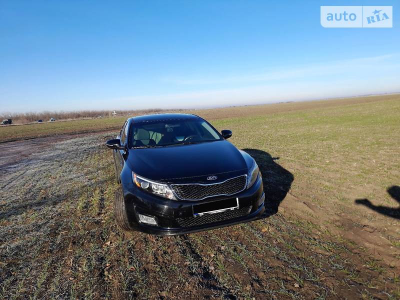 Седан Kia Optima 2015 в Токмаке