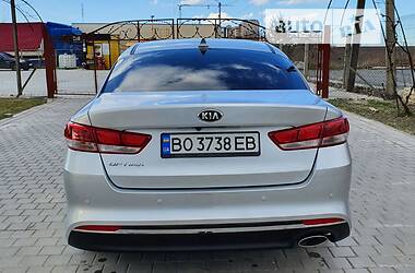 Седан Kia Optima 2016 в Тернополе