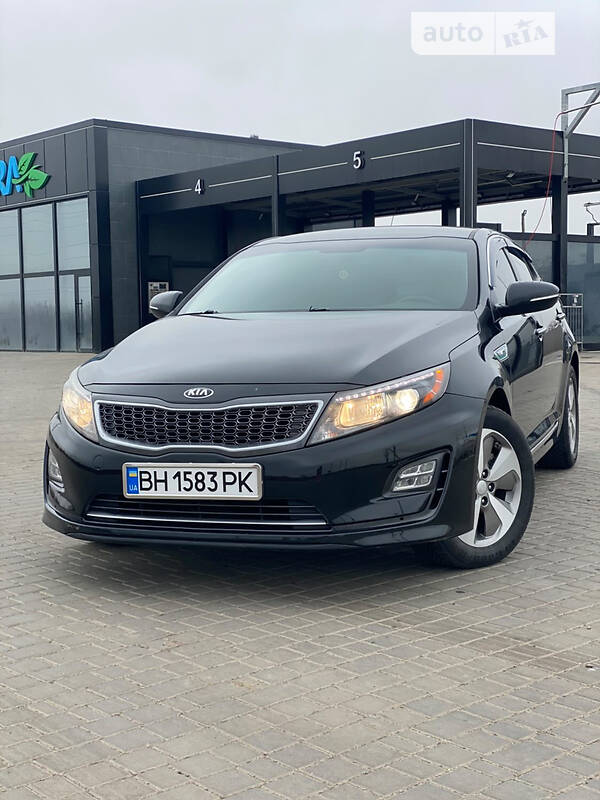 Kia Optima H Y B R I D