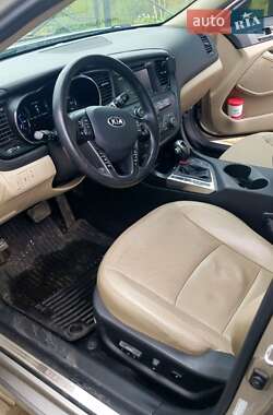Седан Kia Optima 2013 в Киеве