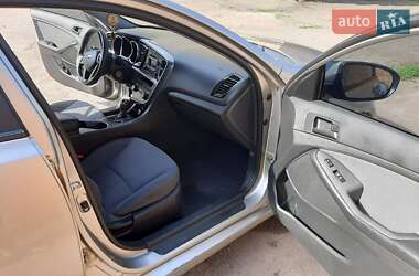 Седан Kia Optima 2013 в Яготині