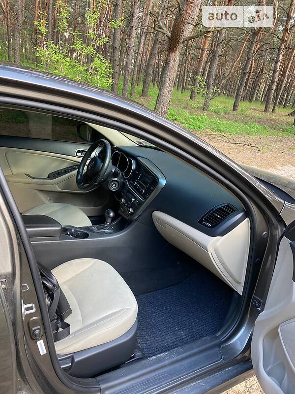 Седан Kia Optima 2014 в Павлограді