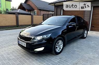 Седан Kia Optima 2012 в 