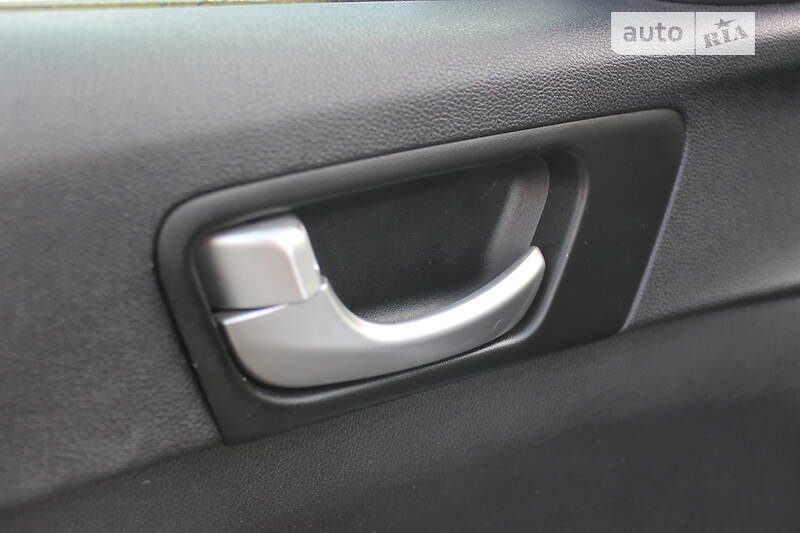 Седан Kia Optima 2017 в Дунаевцах