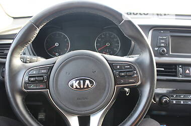 Седан Kia Optima 2017 в Хмельницком