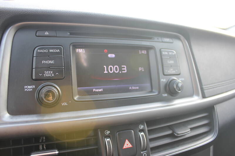 Седан Kia Optima 2017 в Дунаевцах