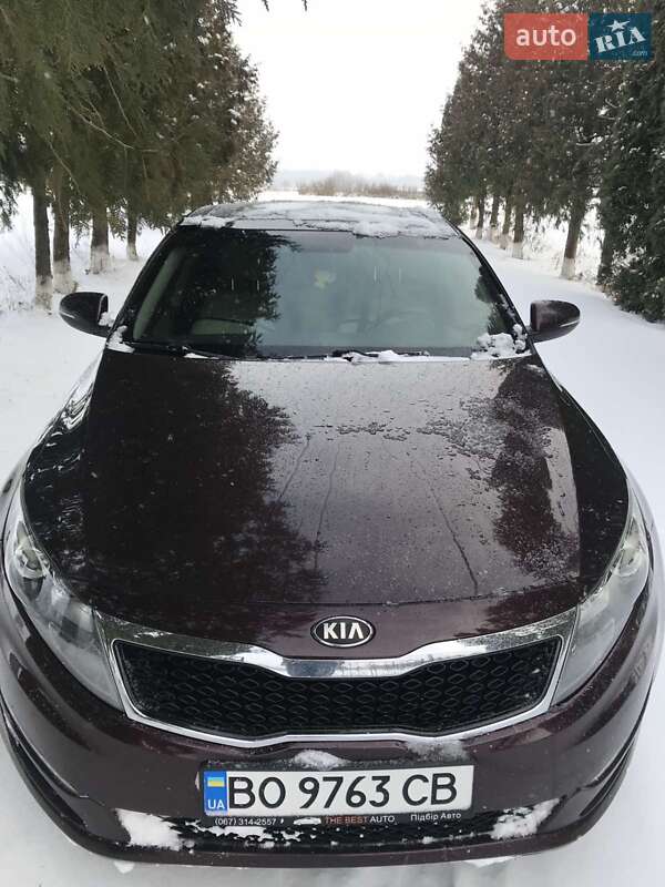 Седан Kia Optima 2013 в Тернополі