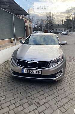 Седан Kia Optima 2013 в Одессе