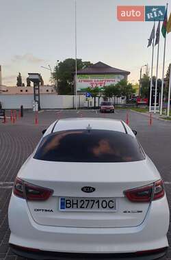 Седан Kia Optima 2015 в Одессе
