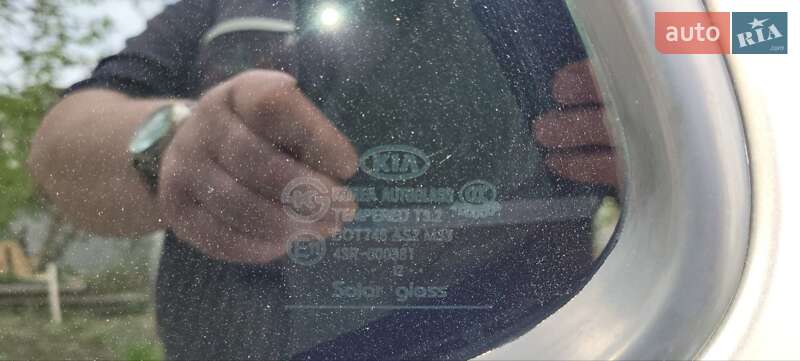 Седан Kia Optima 2012 в Подольске