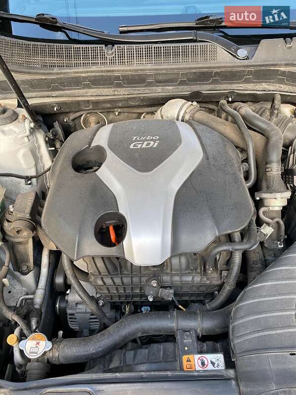 Седан Kia Optima 2012 в Киеве