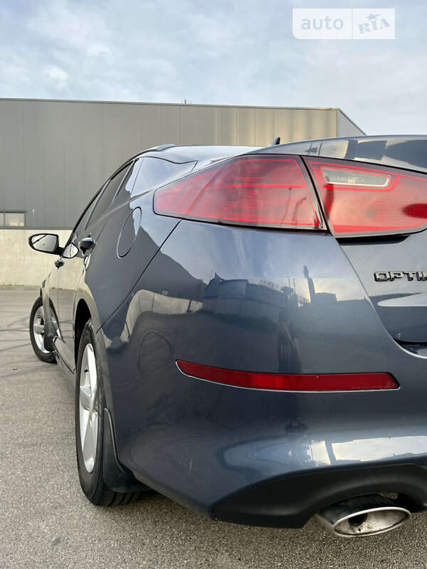 Седан Kia Optima 2014 в Киеве