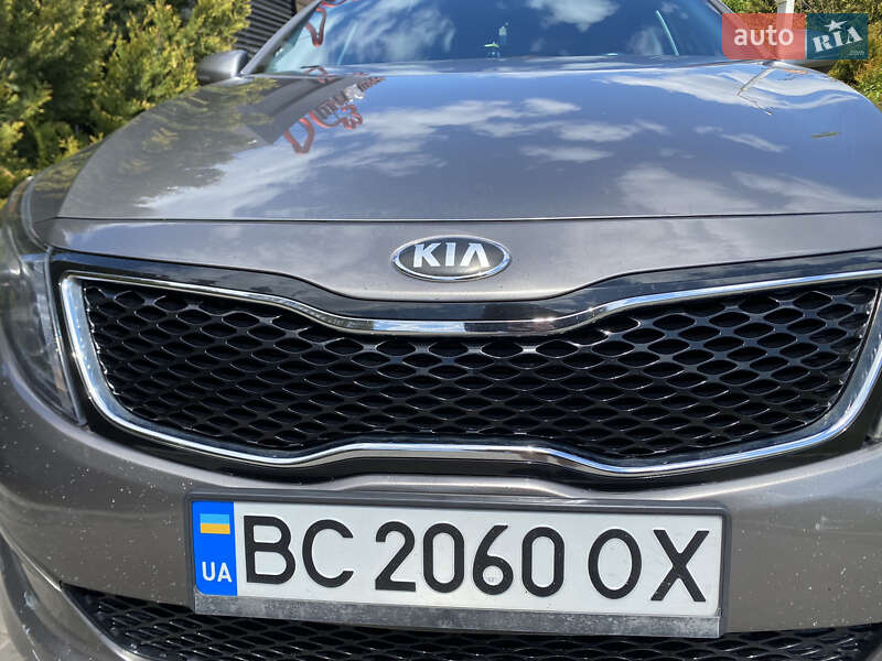 Седан Kia Optima 2015 в Львове