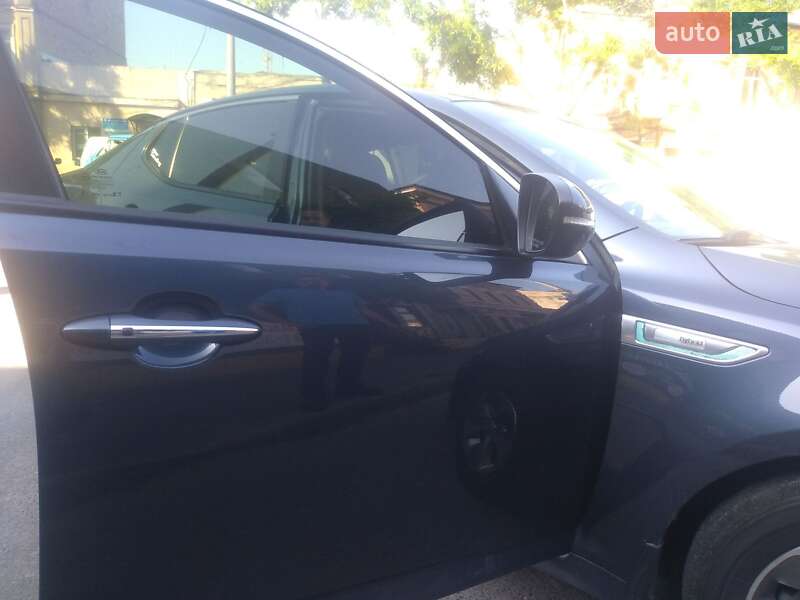 Седан Kia Optima 2014 в Одессе