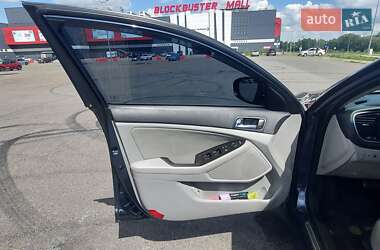 Седан Kia Optima 2014 в Киеве