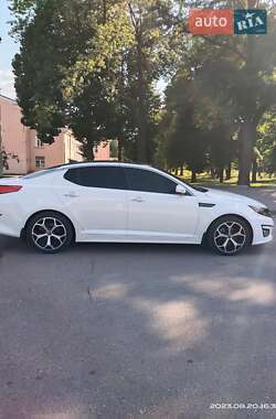 Седан Kia Optima 2014 в 
