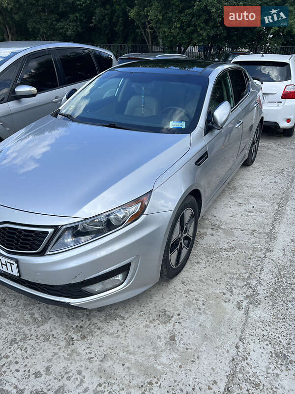 Седан Kia Optima 2011 в Калуші фото Седан Kia Optima 2011 в Калуші