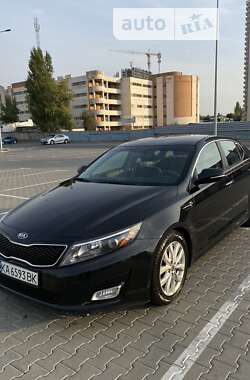 Седан Kia Optima 2015 в Киеве