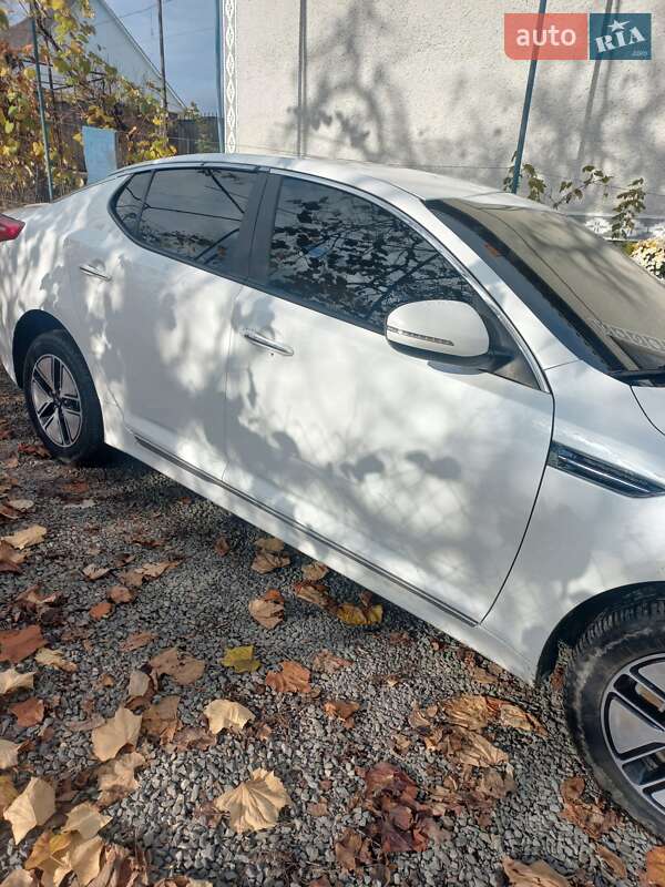 Седан Kia Optima 2013 в Мукачево
