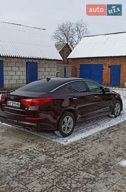 Седан Kia Optima 2014 в 