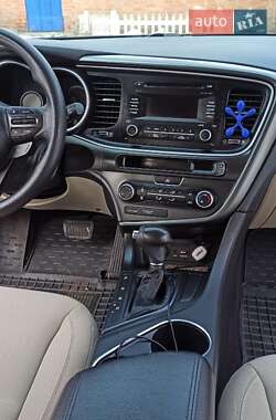 Седан Kia Optima 2014 в 