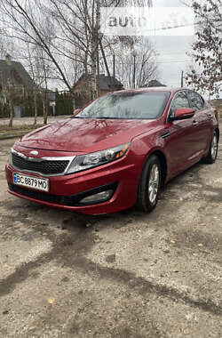 Седан Kia Optima 2013 в 