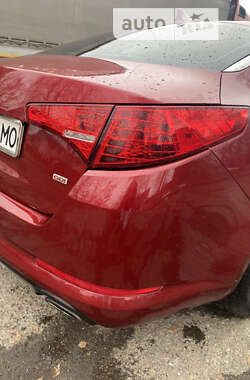 Седан Kia Optima 2013 в 