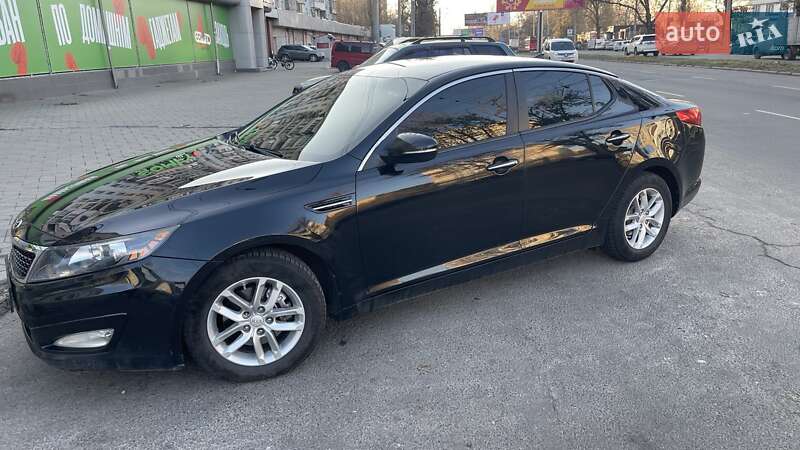 Седан Kia Optima 2013 в Одессе