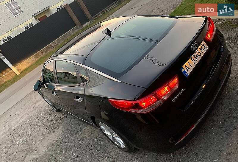Седан Kia Optima 2018 в Киеве