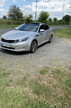 Седан Kia Optima 2012 в Виноградове