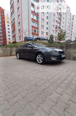 Седан Kia Optima 2012 в Хмельницком