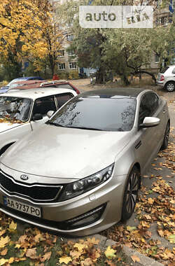 Седан Kia Optima 2012 в Києві