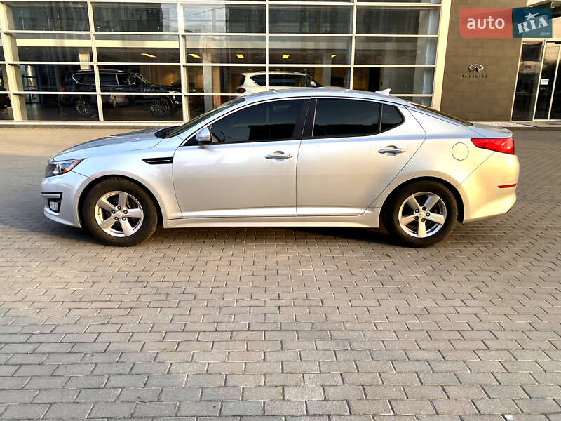 Седан Kia Optima 2015 в Хмельницькому