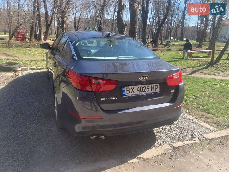 Седан Kia Optima 2015 в Изяславе