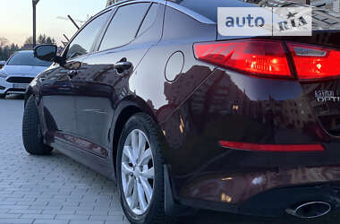 Седан Kia Optima 2015 в 