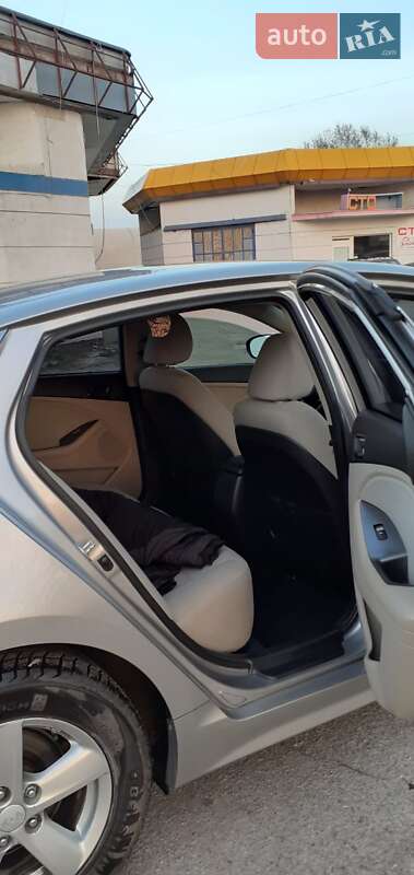 Седан Kia Optima 2014 в Харькове фото 10 Седан Kia Optima 2014 в Харькове