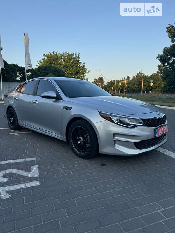 Седан Kia Optima 2019 в Киеве